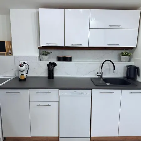 Get Garden Apartament *